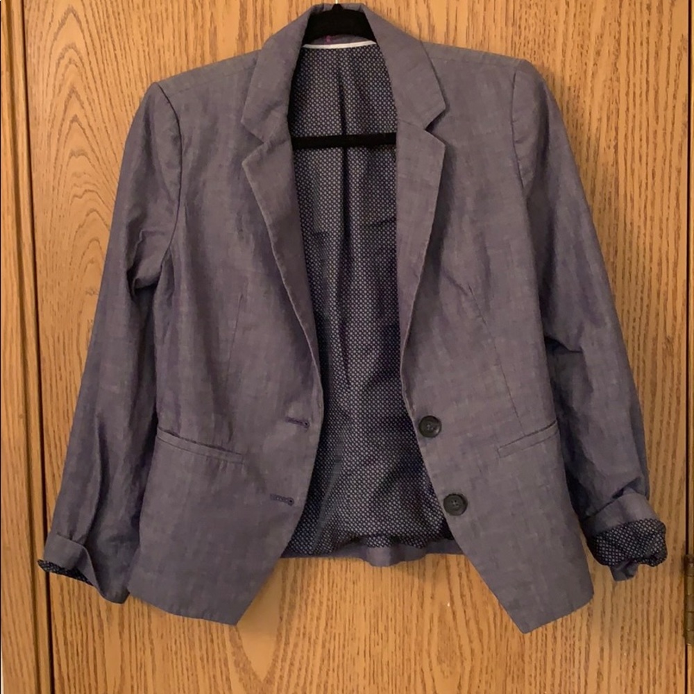 Grey blazer
